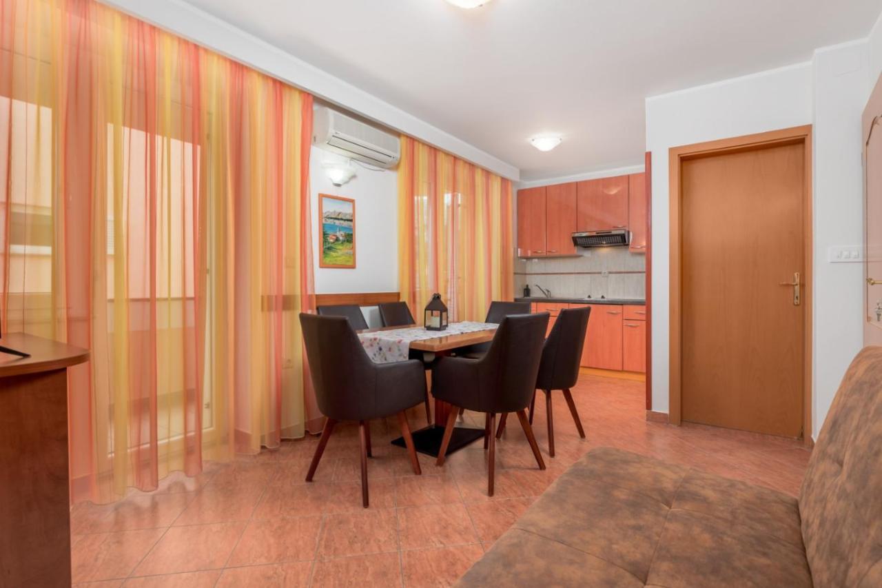 Apartment Drazenka Turato Baska  Bagian luar foto